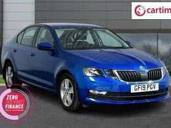 Blue Used 2019 Skoda Octavia SE Hatchback | £12,990 (Good price)