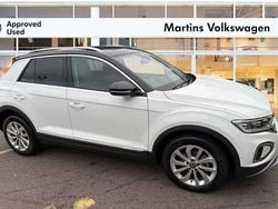 White Used 2022 VW T-Roc Style SUV | £20,795 (Fair price)
