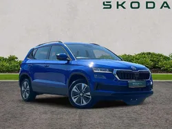 Energy blue Used 2022 Skoda Karoq SE Drive SUV | £20,395 (Fair price)