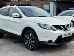 White Used 2016 Nissan Qashqai Tekna SUV | £7,995 (Good price)