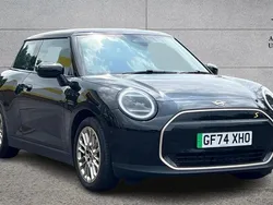 Black Used 2024 Mini Cooper SE Hatch Hatchback | £28,769