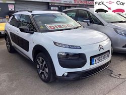 White Used 2015 Citroën C4 Cactus Flair Hatchback | £5,995 (Fair price)