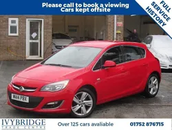 Red Used 2014 Vauxhall Astra SRi Hatchback | £3,995 (Fair price)