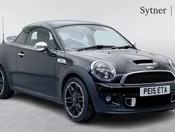 Black Used 2015 Mini Cooper S Hatchback | £10,750 (Fair price)