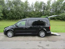 Black Used 2018 VW Caddy Maxi Life Life MPV | £14,450 (Good price)