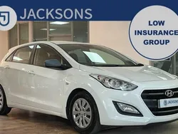 White Used 2015 Hyundai i30 Hatchback | £5,995 (Fair price)