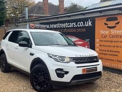 White Used 2017 Land Rover Discovery Sport SE SUV | £11,184 (Fair price)