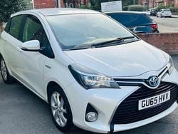 Used 2015 Toyota Yaris Hybrid Sport Hatchback | £8,198 (A bit pricey)