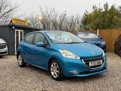 Blue Used 2013 Peugeot 208 Active Hatchback | £2,295 (Good price)