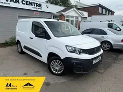 White Used 2020 Peugeot Partner MPV | £7,490 (Fair price)