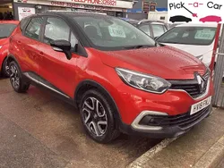 Red Used 2018 Renault Captur Dynamique SUV | £7,495 (Fair price)