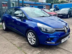 Blue Used 2017 Renault Clio IV Play Hatchback | £6,380 (Fair price)