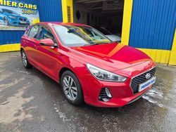 Red Used 2018 Hyundai i30 SE Hatchback | £5,995 (Expensive)