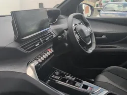 Pearl white New 2025 Peugeot 3008 GT SUV | £33,995 (A bit pricey)