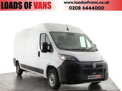 White New 2025 Peugeot Boxer Van | £24,490 (Fair price)