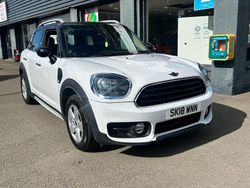 White Used 2018 Mini Cooper Countryman SUV | £11,295 (Fair price)