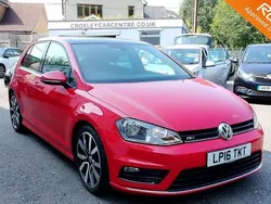 Red Used 2016 VW Golf VII R-line Edition Hatchback | £15,990 (Fair price)