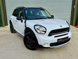 White Used 2016 Mini Cooper S Countryman SUV | £7,999 (Good price)