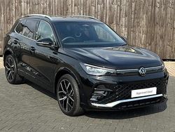 Black Used 2025 VW Tiguan R-line SUV | £34,199 (Fair price)