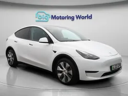 White Used 2022 Tesla Model Y Long Range SUV | £24,900 (Super price)