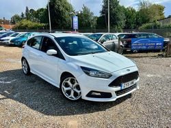 White Used 2015 Ford Focus ST Hatchback | £9,995 (Good price)