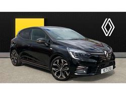 Black Used 2021 Renault Clio V SE Hatchback | £13,301 (Fair price)