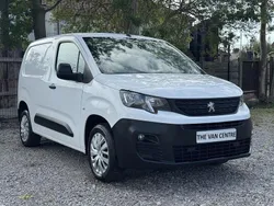 White Used 2021 Peugeot Partner MPV | £7,485 (Good price)