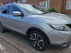 Silver Used 2016 Nissan Qashqai Tekna SUV | £10,480 (Good price)