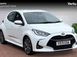 White Used 2021 Toyota Yaris Hybrid Hatchback | £17,048 (Fair price)