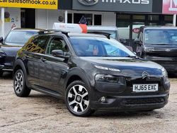 Black Used 2015 Citroën C4 Cactus Flair Hatchback | £5,996 (Fair price)