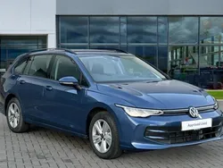 Georgia blue metallic Used 2024 VW Golf VIII Life Estate | £22,703 (Fair price)
