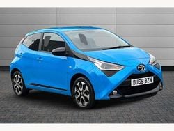 Blue Used 2019 Toyota Aygo Trend Hatchback | £9,550 (Fair price)