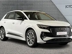 White Used 2024 Audi Q4 e-tron Comfort SUV | £36,936 (Fair price)