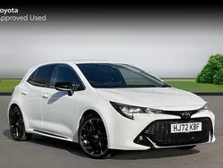 Pure white Used 2022 Toyota Corolla Sport Hatchback | £20,644 (Fair price)