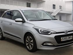 Silver Used 2016 Hyundai i20 Premium Hatchback | £6,795 (Fair price)