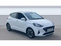 White Used 2023 Hyundai i10 Advanced Hatchback | £13,444 (Fair price)