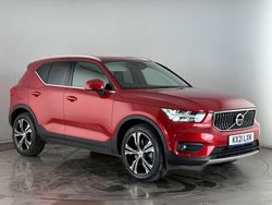 Red Used 2021 Volvo XC40 Inscription SUV | £25,400 (Fair price)