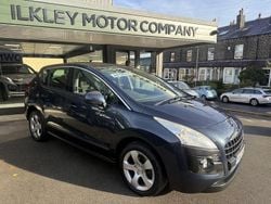 Blue Used 2013 Peugeot 3008 Active SUV | £4,995 (Fair price)