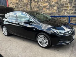 Black Used 2018 Vauxhall Astra Elite Hatchback | £6,390 (Good price)
