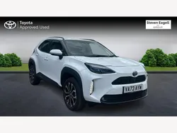 White Used 2024 Toyota Yaris Hybrid Design Hatchback | £22,591 (Expensive)
