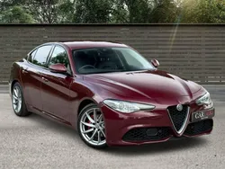 Red Used 2018 Alfa Romeo Giulia Edizione Speciale Sedan | £9,995
