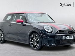 Black Used 2024 Mini Cooper S Hatch Hatchback | £28,750 (Expensive)