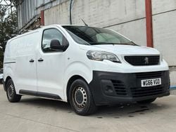 White Used 2016 Peugeot Expert S Van | £6,495 (Fair price)