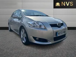 Silver Used 2009 Toyota Auris SR Hatchback | £2,495 (Fair price)