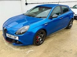Blue Used 2018 Alfa Romeo Giulietta Veloce Hatchback | £15,995 (Expensive)