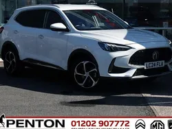 White Used 2024 MG HS Trophy SUV | £17,990 (Fair price)