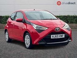 Red Used 2019 Toyota Aygo X-play Hatchback | £7,698 (Good price)