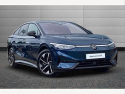 Aquamarine blue Used 2025 VW ID.7 Pro Sedan | £37,850 (Good price)