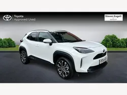 White Used 2024 Toyota Yaris Hybrid Design Hatchback | £23,232 (Expensive)