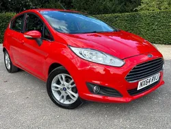 Red Used 2014 Ford Fiesta Zetec Hatchback | £5,895 (Fair price)